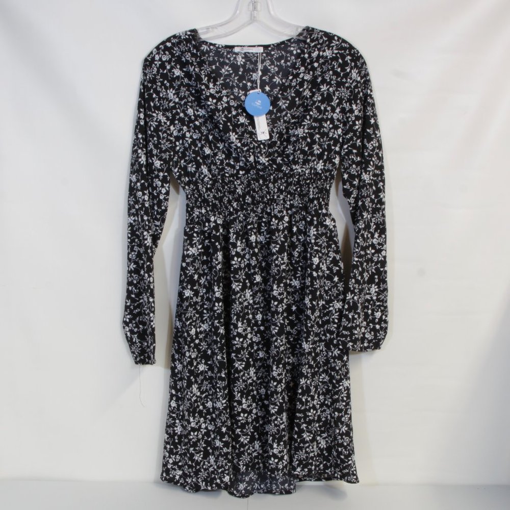 Cupshe Black and White Long Sleeve Ditsy Flowered Vine Mini Dress Size Small NWT